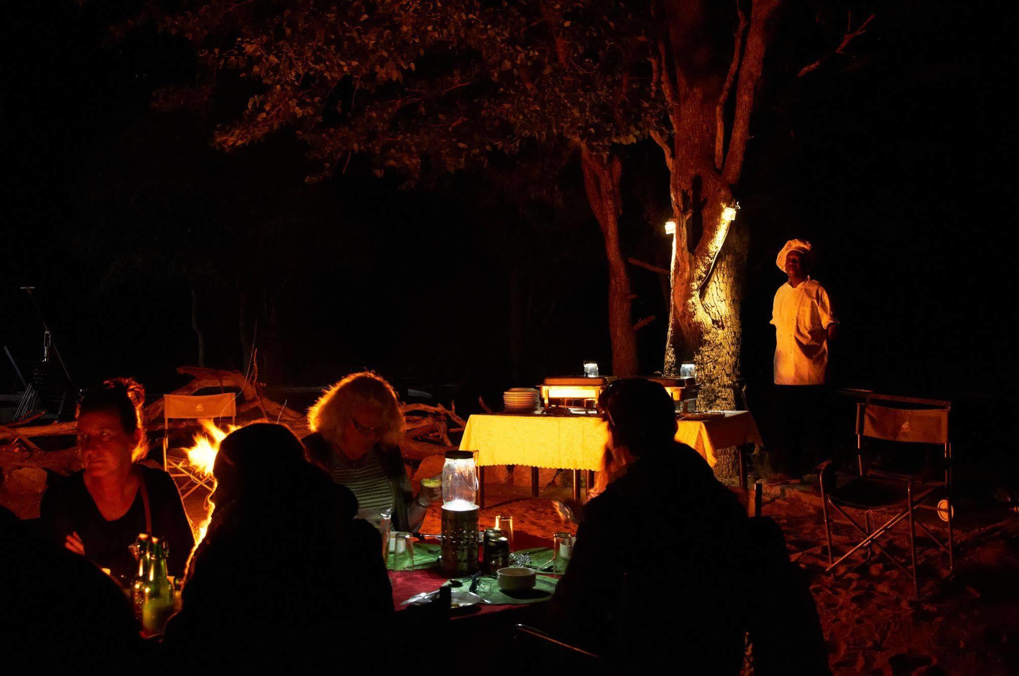 Shindzela Tented Camp Timbavati Game Reserve Eksteriør billede