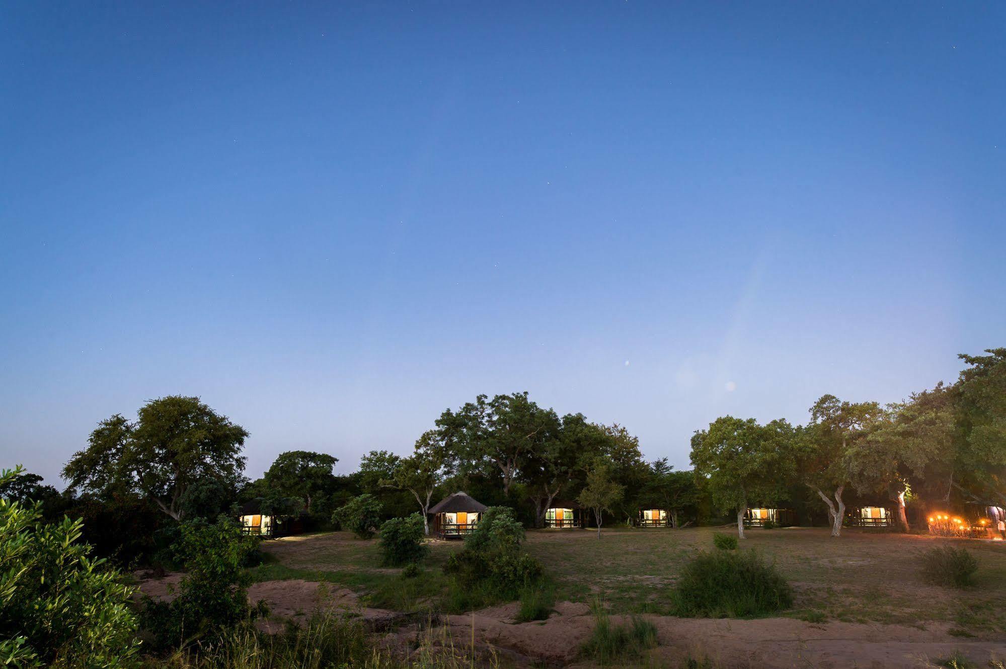 Shindzela Tented Camp Timbavati Game Reserve Eksteriør billede